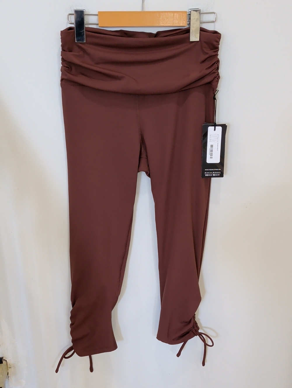 KYODAN | Women's Brown Thick Waist Rushed Compression Tie-Up Capri Leggings